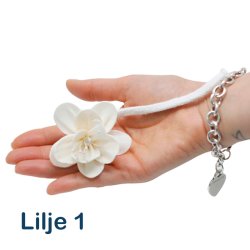 H�ndlavede diffuser-blomster af sola-tr�