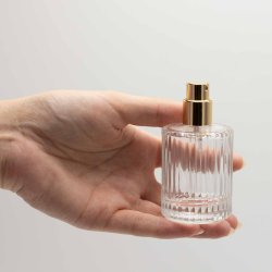 Riflet parfume-flakon, flere st�rrelser og l�gtyper: