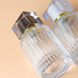 Riflet parfume-flakon, flere strrelser og lgtyper: