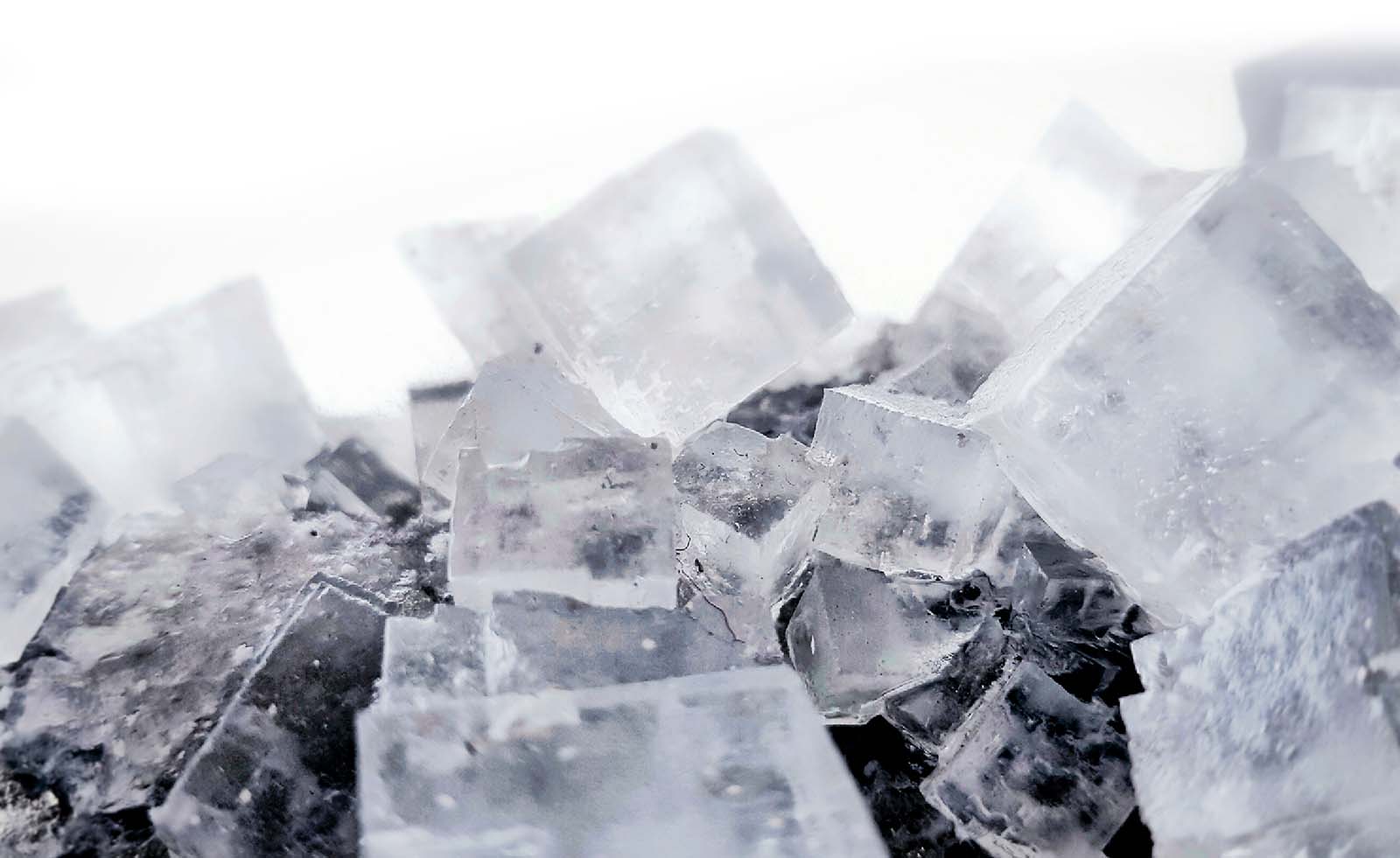 Makro-foto af fint himalaya-salt