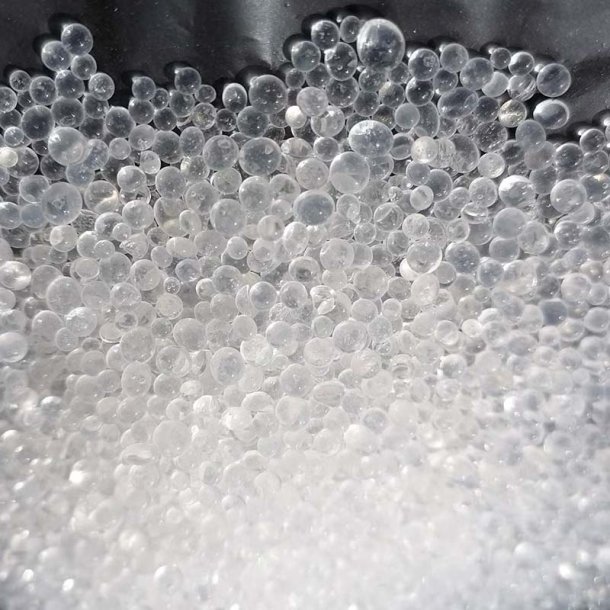 Silica gel i kugler, 3-5 mm, l�s v�gt