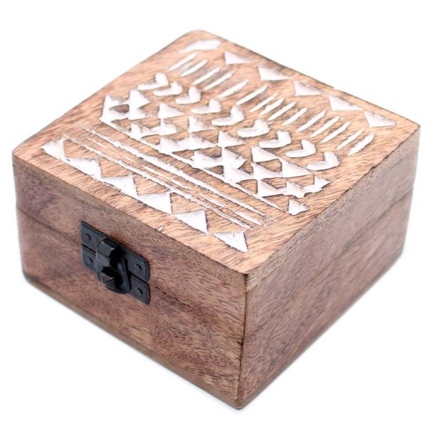 H�ndlavet �ske af mango-tr�, azteker-design, 10,5x10,5x6cm