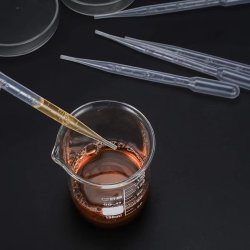 Laboratorie-pipette i bl�d plast, flere st�rrelser